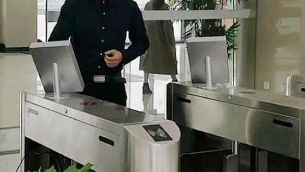 人脸闸机解决方案